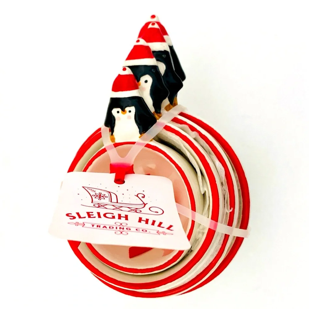 Sleigh Hill Trading Company Christmas Holiday Penguin Measuring Cups Set NWT